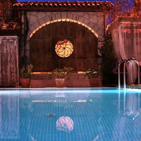 Begonvil 2* Alaçatı